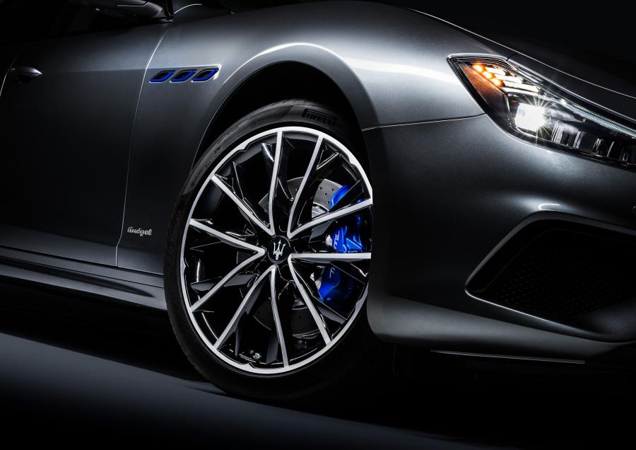 Колеса Maserati Ghibli GranSport Hybrid (M157) 2020 года  (фото 15 из 25)